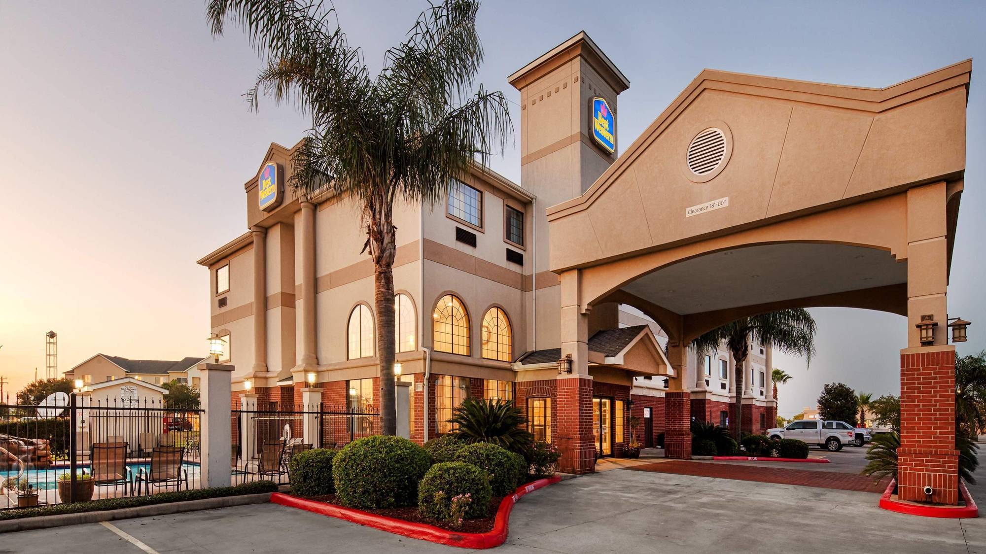 Hawthorn Extended Stay By Wyndham El Paso Exterior photo